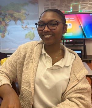 Diorue Hodges, an 18-year-old high school student from California, shares her smooth FAFSA experience as she prepares to attend North Carolina A&T.